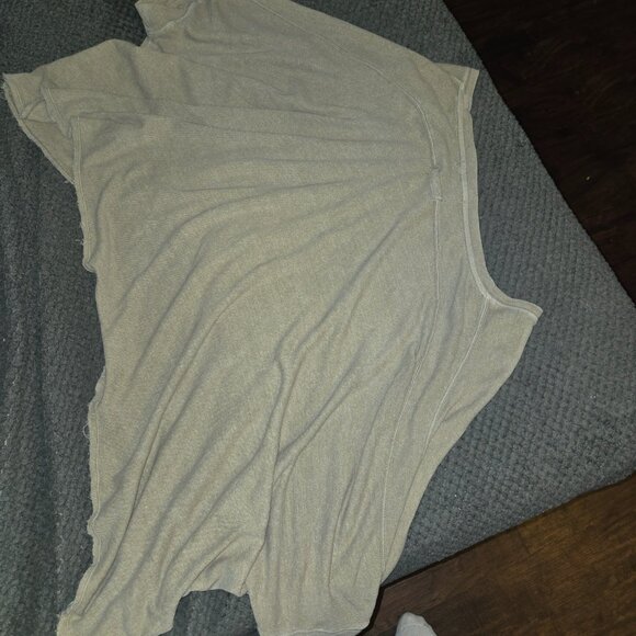 We the Free Tee - Picture 2 of 3